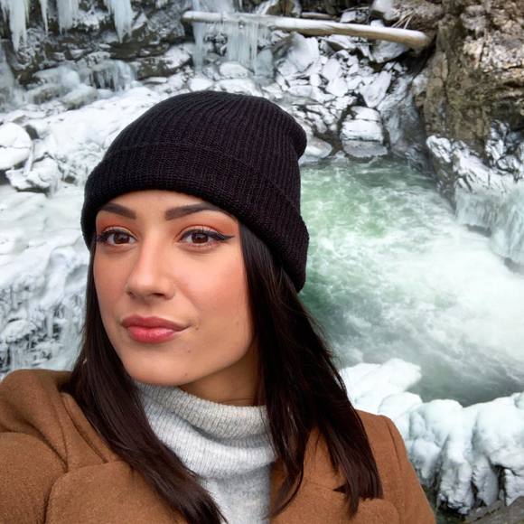 Meet your Posher, Kennedy - Picture 1 of 1